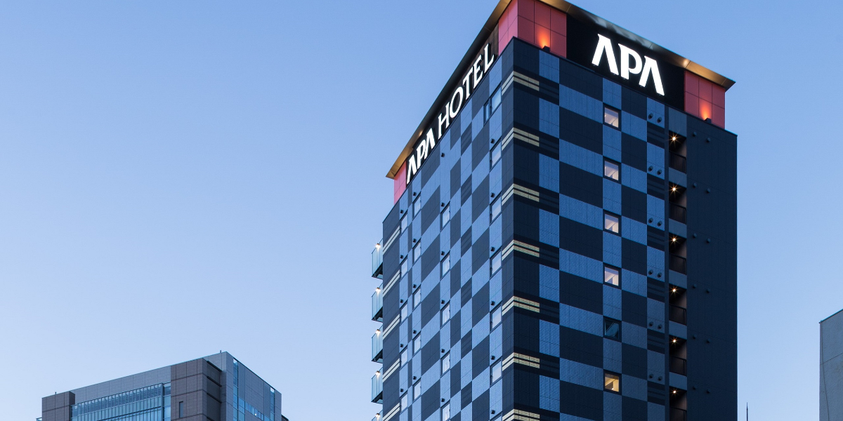 アパホテル〈飯田橋駅南〉