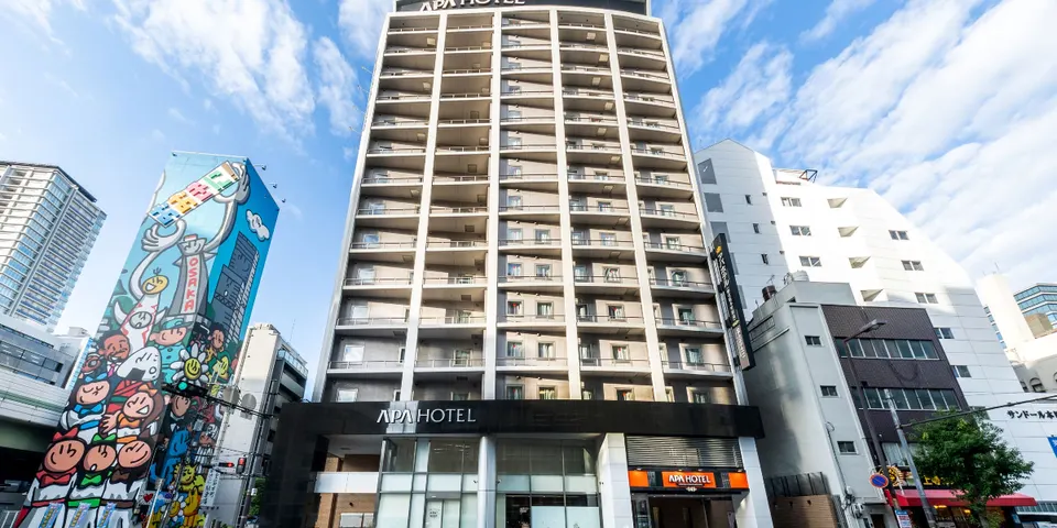アパホテル御堂筋本町駅前